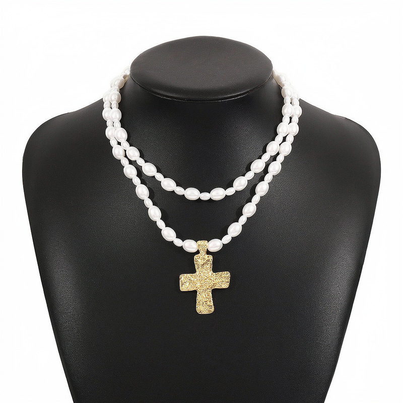 Costume Jewelry Baroque Pearl Beaded Cross Necklace Gold Chunky Cross Pendant Necklace
